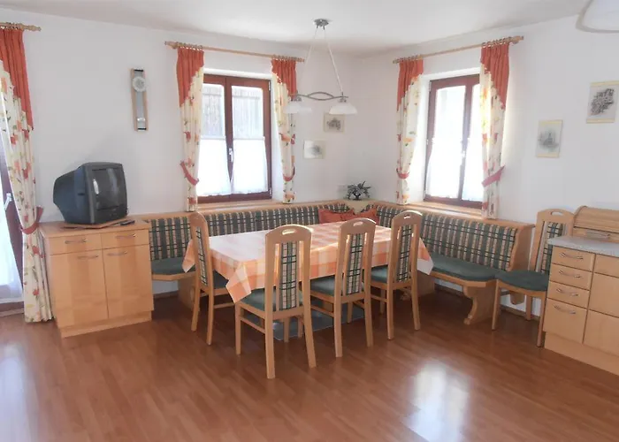 Puellgut アパート フラッハウ